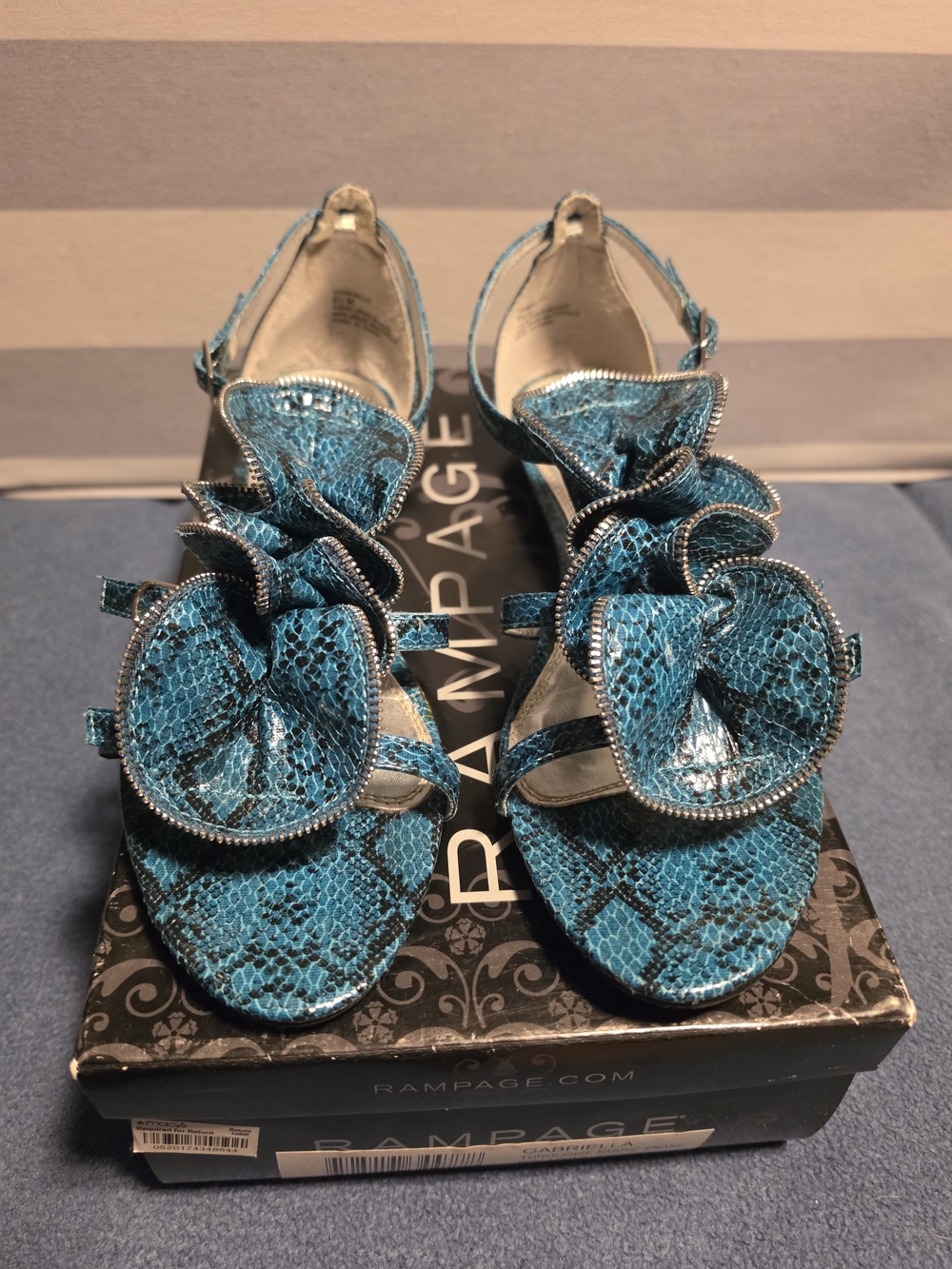 Rampage Gabriella Turquoise Fabric Snake Women's Sandals